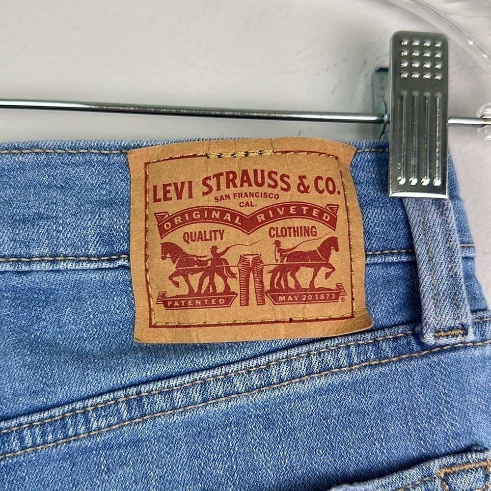 Levi’s Frayed Hem Blue Denim Cutoffs Festival High Waist Stretchy 26 Jean Shorts - Picture 12 of 16